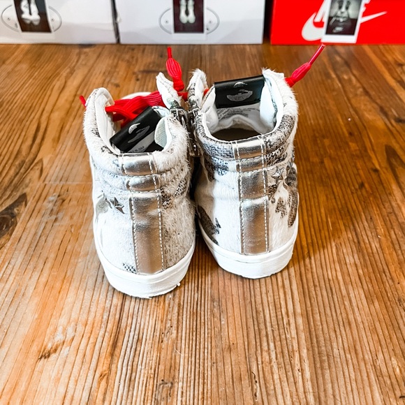 Steve Madden Hightop Sneakers - Picture 4 of 9